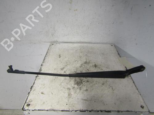 Used Front windshield wiper arm VW TOURAN (1T1, 1T2) 1.9 TDI (105 hp) 25064375