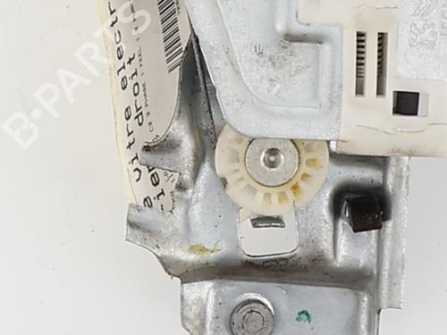 Rear right window mechanism CITROËN C3 III (SX) 1.2 VTi 82 | BP33723735C25 - Image 2