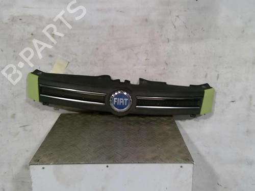 Grill FIAT PANDA (169_) 1.2 (169.AXB11, 169.AXB1A) (60 hp) 25068530