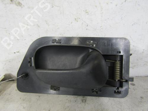 Used Front right interior door handle RENAULT LAGUNA I Grandtour (K56_) 2.2 dT (K569) (113 hp) 25096374