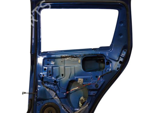right-rear-door-suzuki-swift-iii-mz-ez-2005-26520651 main image