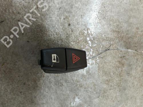Used Warning switch Warning switch BMW 5 (E60) 525 d (163 hp) 25067804 25067804