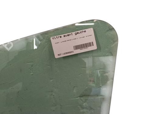 Dør rude ventre foran Dør rude ventre foran PEUGEOT PARTNER Box Body/MPV [2008-2026] 33850893 33850893