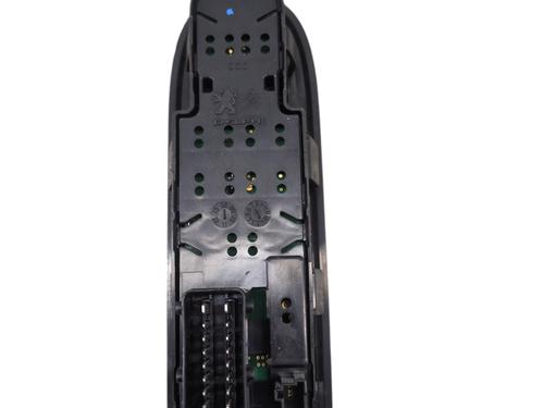 Left front window switch CITROËN C3 II (SC_) 1.6 HDi | BP30083105I27