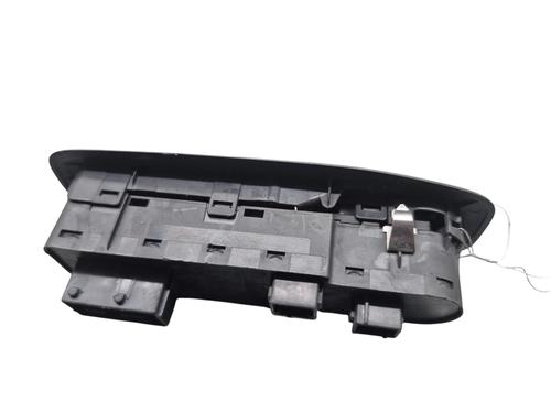 Used Left front window switch Left front window switch PEUGEOT 208 I (CA_, CC_) 1.6 HDi (92 hp) 30965022 30965022