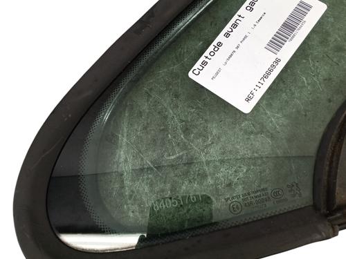 front-left-quarter-glass-peugeot-307-3ac-2000-2001-2002-2003-2004-2005-2006-2007-2008-2009-2010-2011-2012-30900564 main image