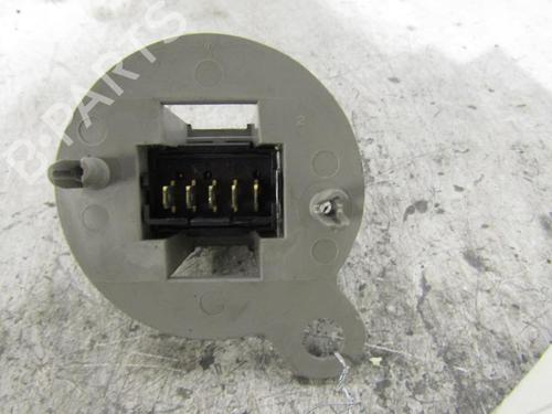 Used Left rear window switch CITROËN XSARA PICASSO (N68) 1.8 16V (115 hp) 25113953