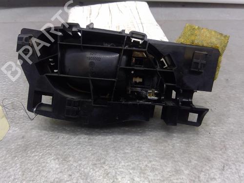 Used Front left interior door handle Front left interior door handle CITROËN C3 Picasso (SH_) 1.6 HDi (109 hp) 25093598 25093598