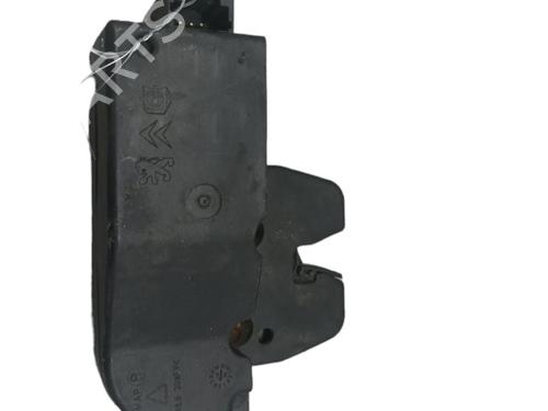 Tailgate lock PEUGEOT 407 (6D_) 2.0 HDi 135 (6DRHRH, 6DRHRE, 6DRHRG, 6DRHRJ) | BP25088371C101 