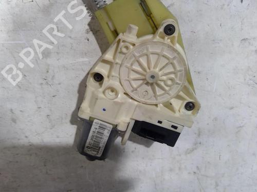 Rudehejsemekanisme Højre bagtil RENAULT LAGUNA III Grandtour (KT0/1) 1.5 dCi (KT0A, KT0R, KT02) (110 hp) 25093649