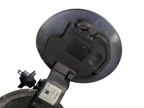 fuel-flap-renault-clio-v-b7_-2019-32671335 main image