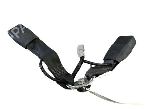 Used Seat buckle TOYOTA YARIS (_P13_) 1.5 Hybrid (NHP130_, NHP130) (101 hp) 29429110