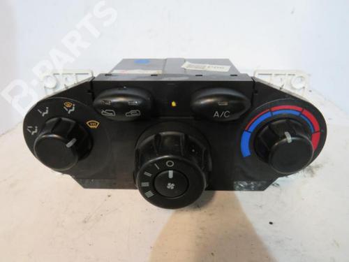 Used Climate control Climate control HYUNDAI SANTA FÉ I (SM) 2.0 CRDi (113 hp) 10601327 10601327
