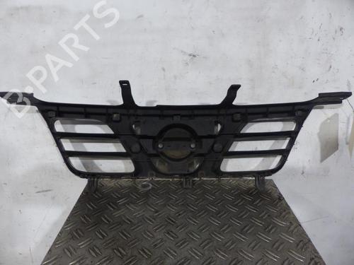 Used Grille NISSAN X-TRAIL I (T30) 2.2 Di 4x4 (114 hp) 25107789