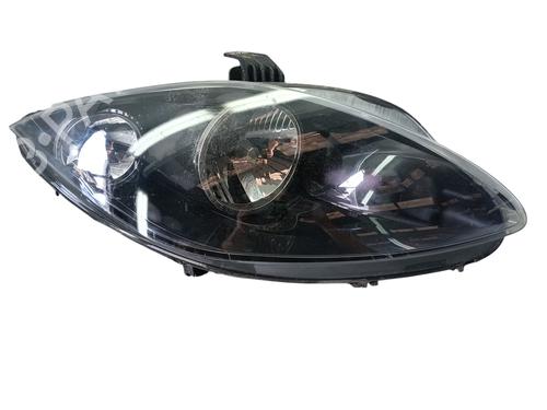 Used Right headlight SEAT ALTEA (5P1) 1.6 TDI (105 hp) 28321489