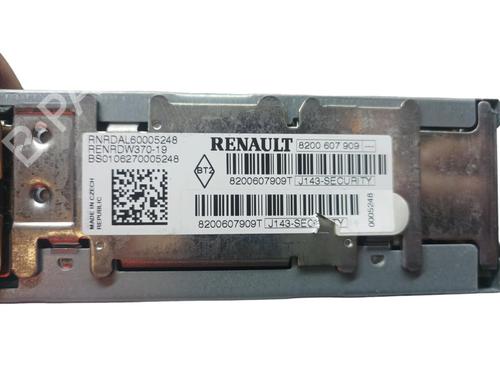 Used Radio Radio 25087841 25087841