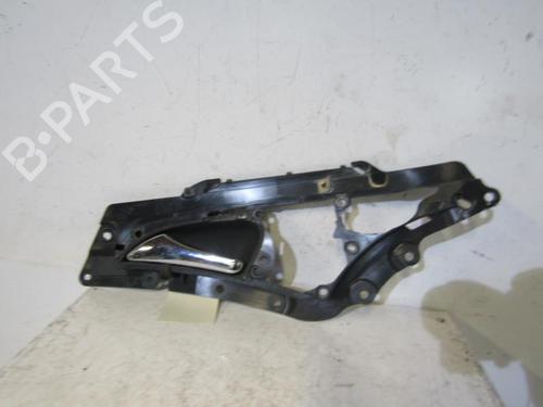 Used Front left interior door handle MERCEDES-BENZ E-CLASS (W211) E 200 CDI (211.004) (122 hp) 25111717