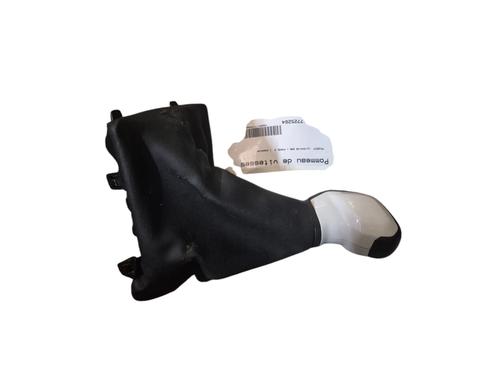 Used Shift knob PEUGEOT 208 I (CA_, CC_) 1.0 VTi (68 hp) 31018201