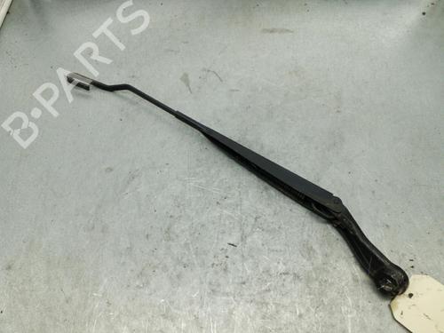 Used Front windshield wiper arm Front windshield wiper arm NISSAN MICRA III (K12) 1.5 dCi (86 hp) 25103649 25103649