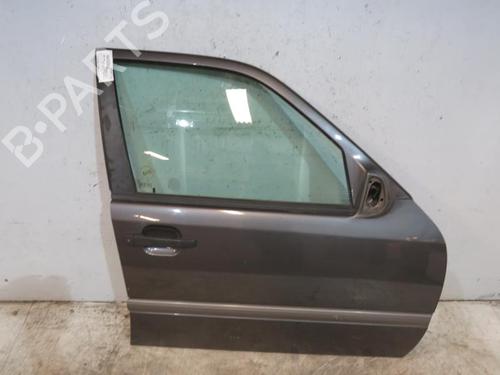 Used Right front door MERCEDES-BENZ C-CLASS (W202) [1993-2000]  25081333