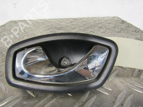 Venstre bak invendig håndtak RENAULT MEGANE III Hatchback (BZ0/1_, B3_) 1.5 dCi (BZ1G, BZ1W, BZ0R) (95 hp) 25084580