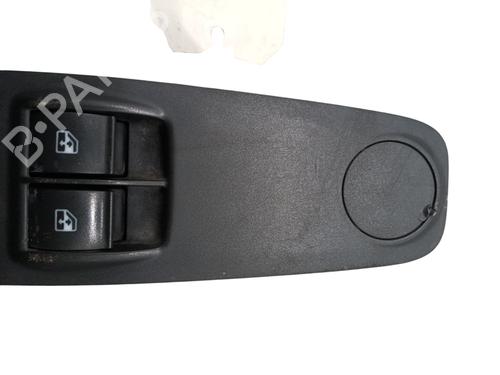 Used Left front window switch FIAT DUCATO Van (250_) 160 Multijet 3,0 D (158 hp) 33028775