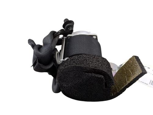 Napinacz pasa bezpieczeństwa tylny lewy TOYOTA YARIS (_P13_) 1.3 (NSP130_, NSP130) | BP30822598C89