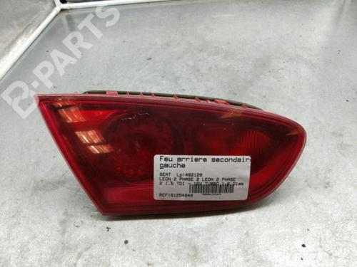 Used Left tailgate light Left tailgate light SEAT LEON (1P1) 1.6 TDI (105 hp) 10613995 10613995