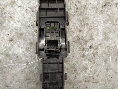Used Right front window switch CITROËN C4 I (LC_) 2.0 16V (140 hp) 25101406