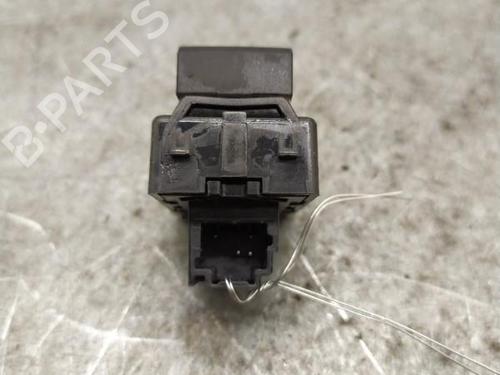 Left rear window switch RENAULT CLIO V (B7_) 1.0 TCe 90 (B7MT) | BP25101383I29 - Image 2