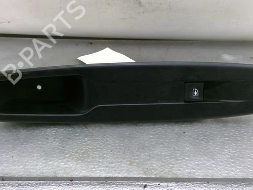 Used Right front window switch Right front window switch RENAULT SCÉNIC III (JZ0/1_) 1.5 dCi (106 hp) 25082362 25082362