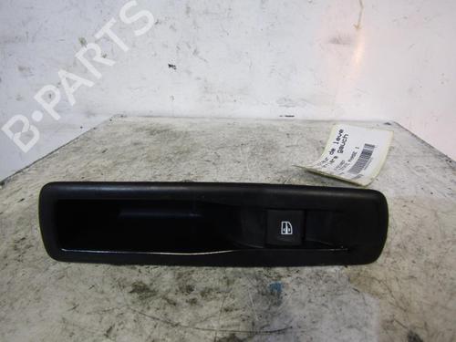 Used Left rear window switch RENAULT MEGANE III Grandtour (KZ0/1) 1.5 dCi (KZ09, KZ0D, KZ1G, KZ29, KZ14, KZ1W, KZ10, KZ1F,... (110 hp) 25078830