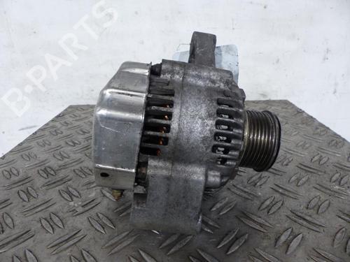 Used Alternator TOYOTA HIACE IV Van (__H1_, __H2_) 2.5 D-4D (KLH12, KLH22) (95 hp) 25107894