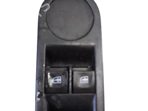 Used Left front window switch RENAULT TWINGO III (BCM_, BCA_) 1.0 SCe 70 (71 hp) 32029951