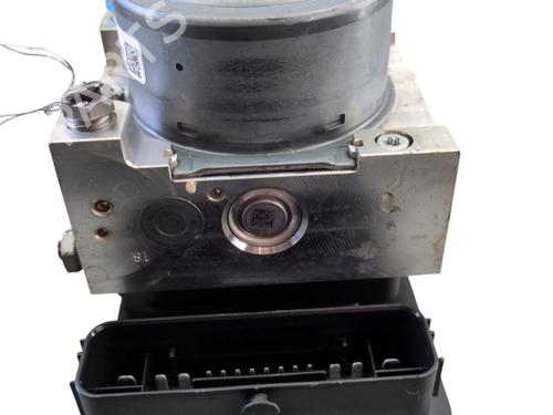 Used ABS pump ABS pump MERCEDES-BENZ C-CLASS (W205) C 180 BlueTEC / d (205.036) (116 hp) 32673908 32673908