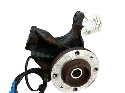 Left front steering knuckle CITROËN C3 II (SC_) 1.4 HDi 70 (SC8HZC, SC8HR0, SC8HP4) | BP31293704M25