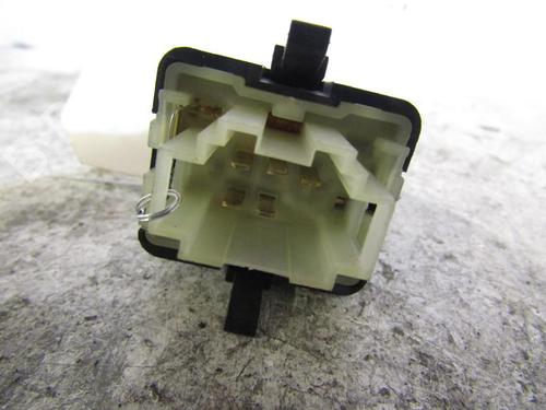 Used Right front window switch Right front window switch VW GOLF III (1H1) 1.9 TDI (90 hp) 25105732 25105732