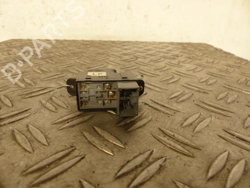 left-front-window-switch-chevrolet-kalos-2005-25108126 main image