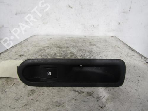 Used Right rear window switch RENAULT MEGANE II Saloon (LM0/1_) 1.5 dCi (LM02, LM13, LM2A) (101 hp) 25063629