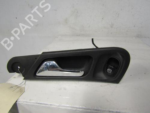 Venstre bak invendig håndtak MERCEDES-BENZ C-CLASS (W203) C 220 CDI (203.006) (136 hp) 25094341