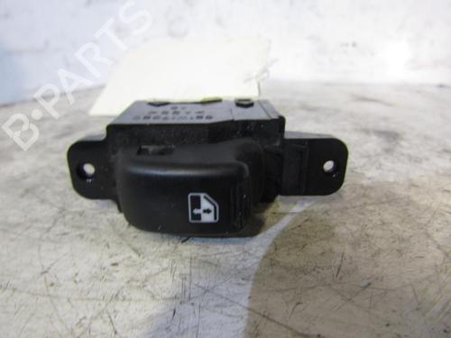 Used Right front window switch HYUNDAI SANTA FÉ I (SM) 2.0 CRDi 4x4 (113 hp) 25078688