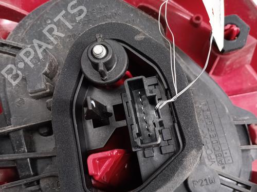 right-taillight-peugeot-208-i-ca_-cc_-2012-2013-2014-2015-2016-2017-2018-2019-2020-2021-32425107 main image