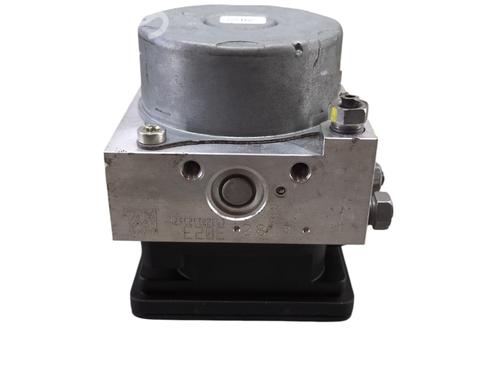 Used ABS pump DACIA DOKKER Box Body/MPV 1.2 TCe 115 (FEM0) (114 hp) 30813747