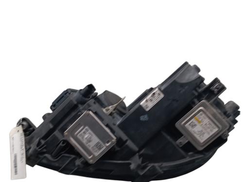 Right headlight VW TOURAN (1T3) 2.0 TDI | BP29759830C29 