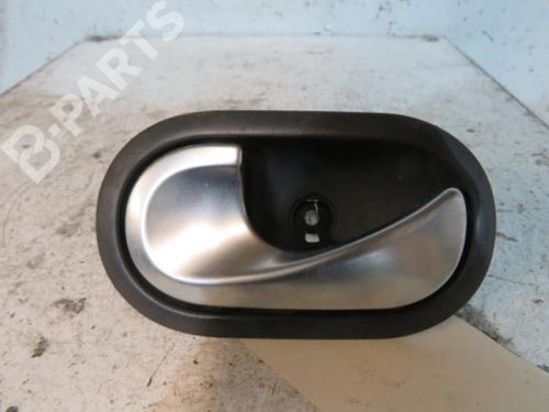 Used Rear left interior door handle Rear left interior door handle RENAULT SCÉNIC II (JM0/1_) [2003-2010] 10606619 10606619
