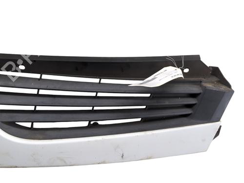 Used Grille Grille RENAULT MASTER II Van (FD) 2.5 dCi (FD01, FD02, FD21, FD22, FD31, FD32, FD3Y, FD71,... (120 hp) 32671358 32671358