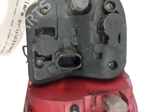 left-taillight-audi-a4-b8-8k2-2007-2008-2009-2010-2011-2012-2013-2014-2015-2016-2017-33307829 main image