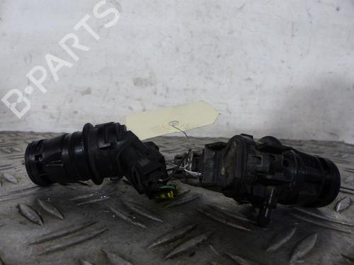 washer-pump-mazda-5-cr-2005-2006-2007-2008-2009-2010-25091327 main image