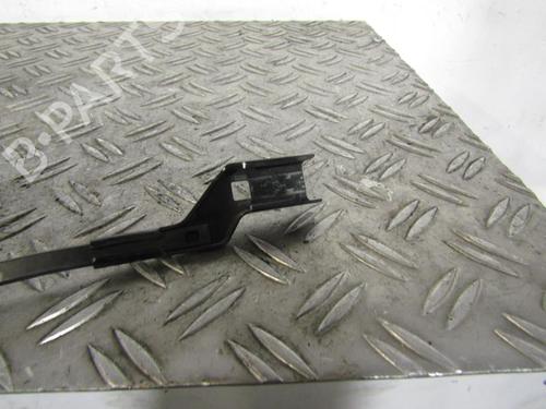 Used Front windshield wiper arm Front windshield wiper arm RENAULT TWINGO II (CN0_) [2007-2026] 25108275 25108275