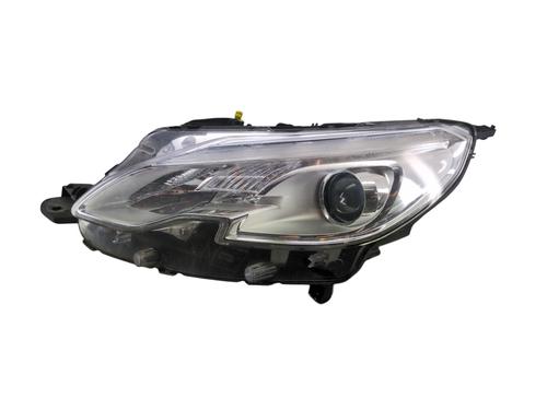 Left headlight PEUGEOT 2008 I (CU_) 1.2 THP 110 / PureTech 110 | BP32113600C28 